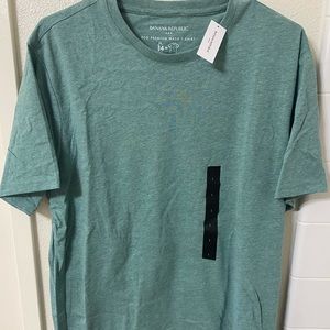 NWT Banana Republic Eco Premium Wash T-Shirt